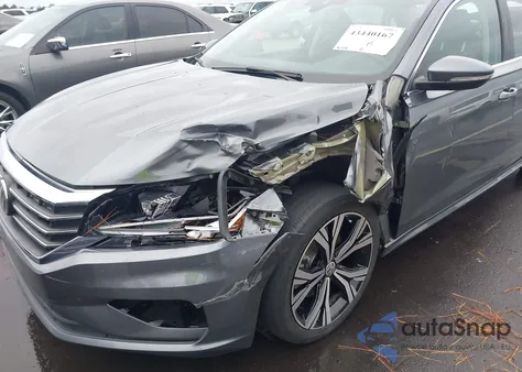 2021 Volkswagen Passat 2.0T Se z USA, uszkodzony, nr VIN 1VWSA7A36MC015286